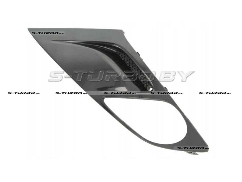 Решетка в бампер (левая) с отв. под противотуманку