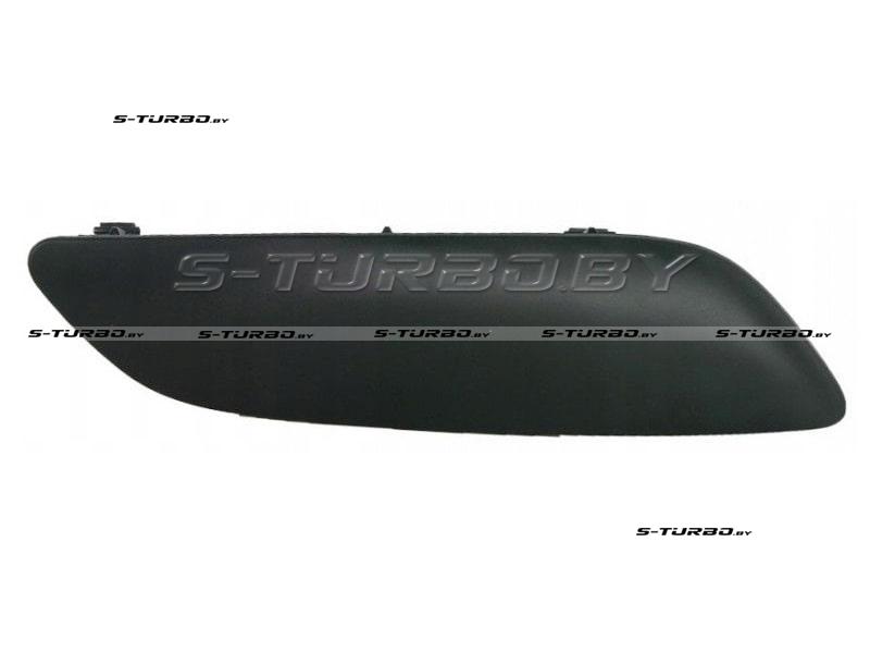 Накладка переднего бампера (правая) боковая, черная