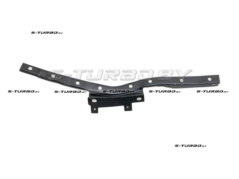 Усилитель переднего бампера (правая часть) верхний
