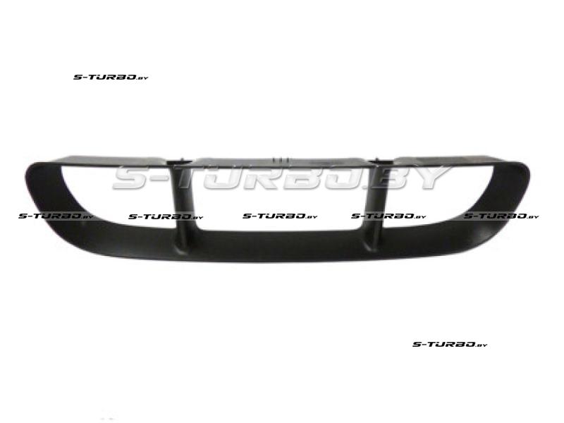 Решетка в бампер (центральная)