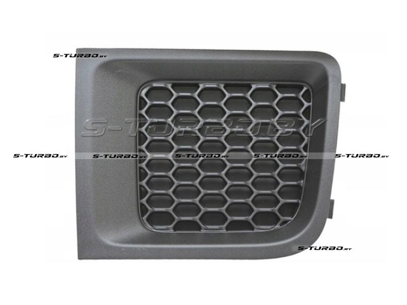 Решетка в бампер (левая) 2014-2018