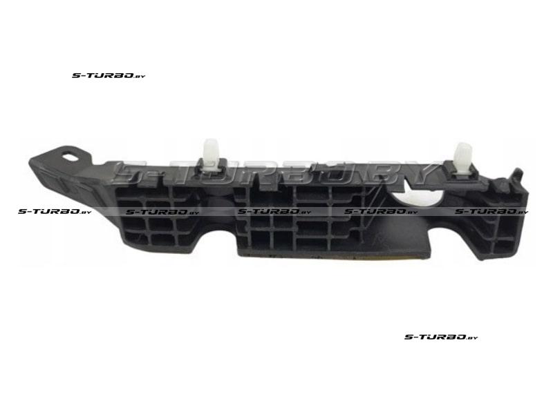 Кронштейн переднего бампера (правый)