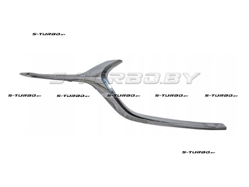 Молдинг переднего бампера (правый) хром