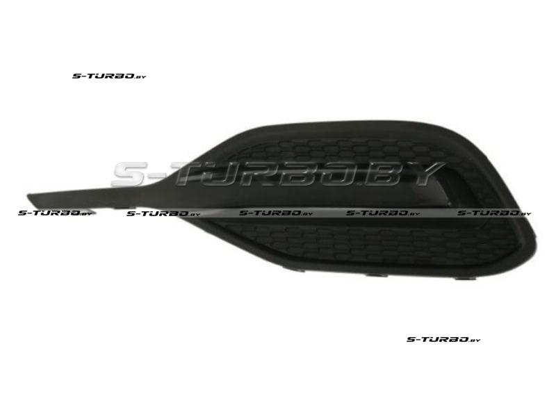 Решетка в бампер (левая) без отв. под противотуманку, 2020-2022