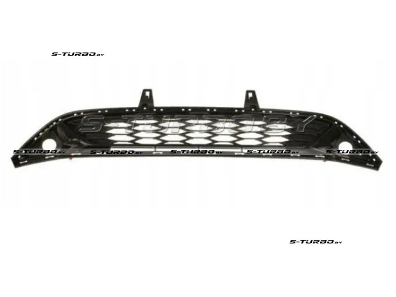 Решетка в бампер, с отв. под противотуманку