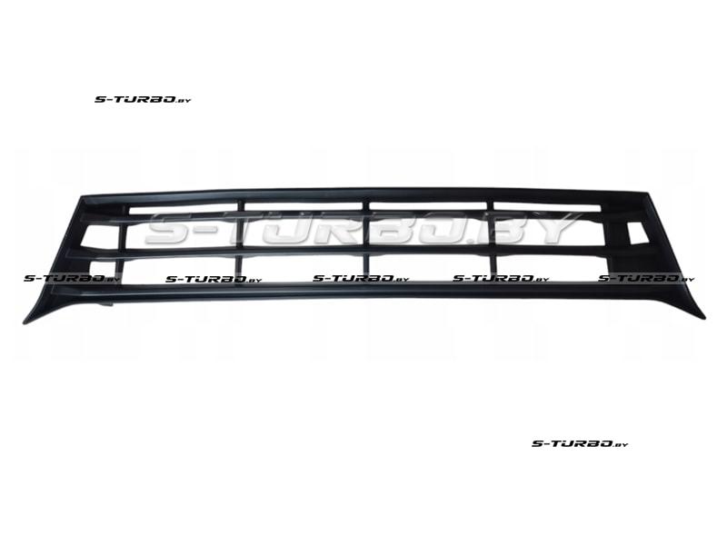 Решетка в бампер (центральная)