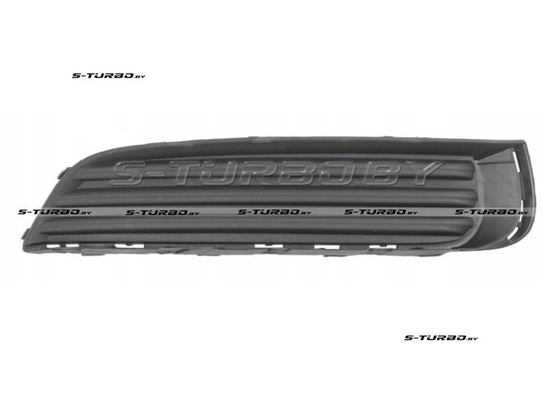 Решетка в бампер (правая) без отв. под противотуманку