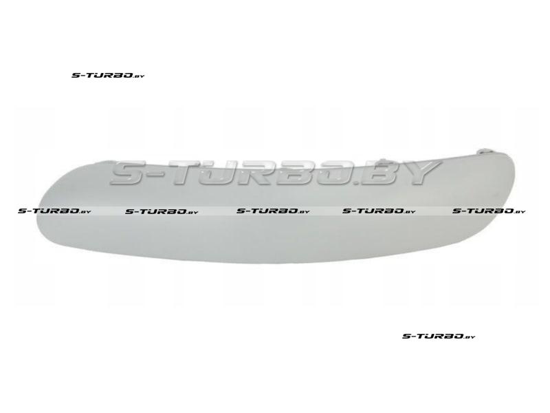 Молдинг переднего бампера (правый) грунтованный, боковой