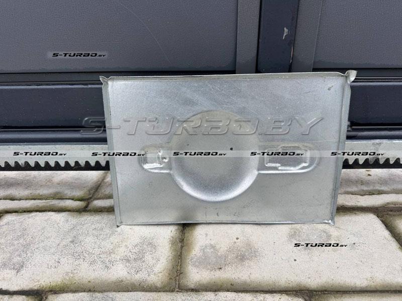 Рем вставка вокруг ручки двери (левая=правая) заводской штамп