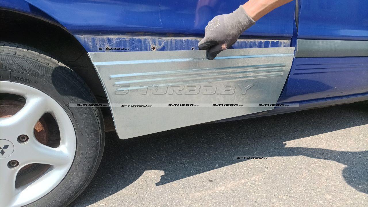 Дверь задняя (правая) нижняя наружная часть, ремкомлпект