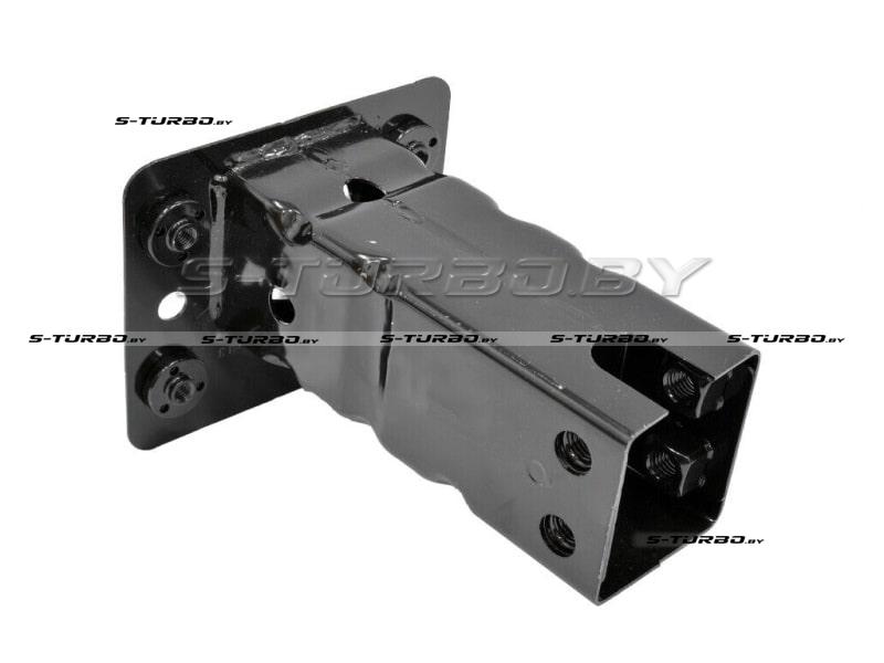 Кронштейн усилителя переднего бампера (правый)