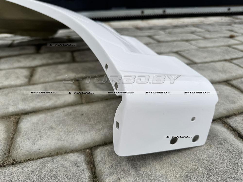 Крыло переднее (левое) без отв. под повторитель, стеклопластик