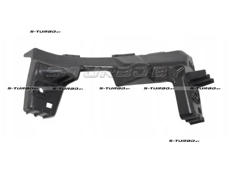 Кронштейн переднего бампера (правый) верхний