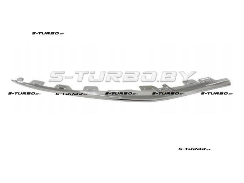 Молдинг переднего бампера (правый) хром