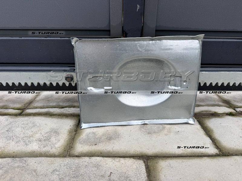 Рем вставка вокруг ручки двери (левая=правая) заводской штамп