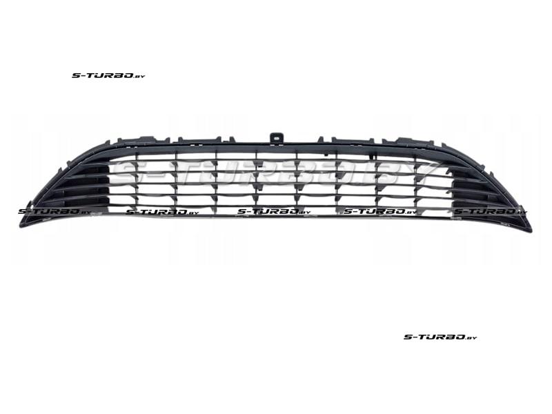 Решетка в бампер (центральная)