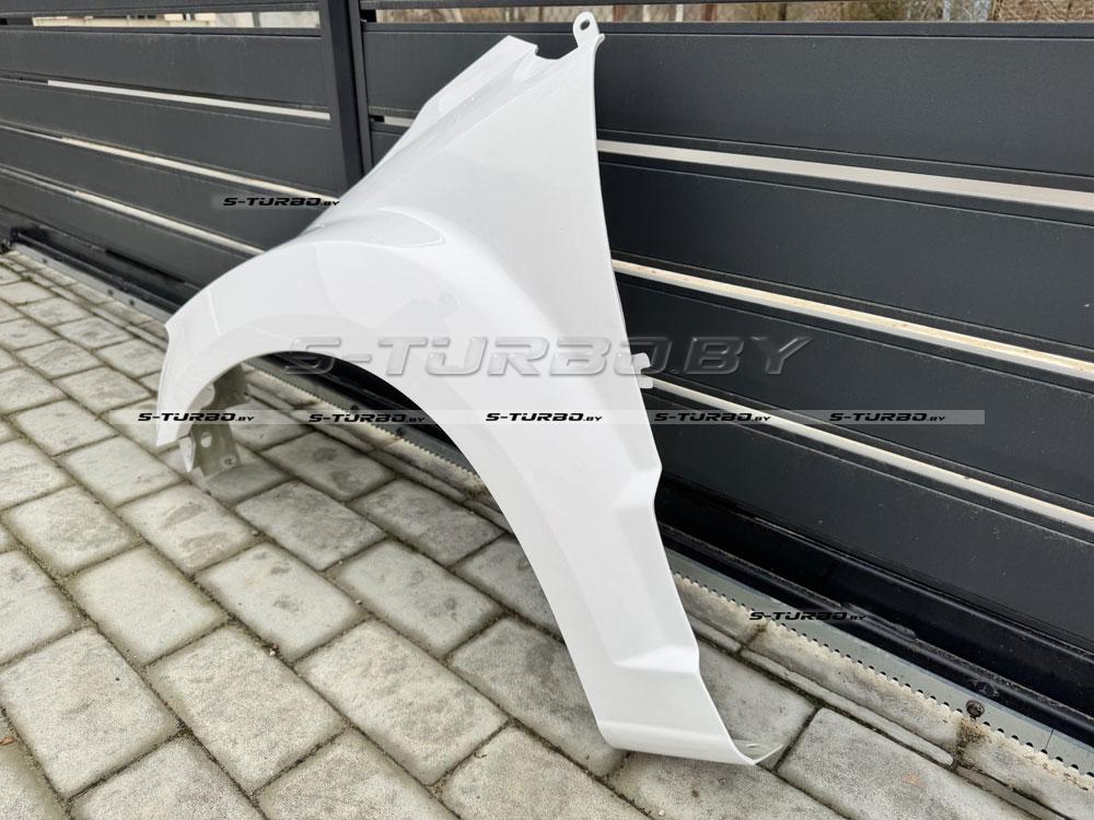 Крыло переднее (левое) без отв. под повторитель, стеклопластик