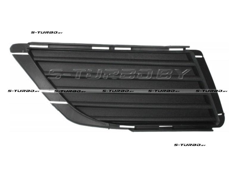 Решетка в бампер (правая) без отв. под противотуманку