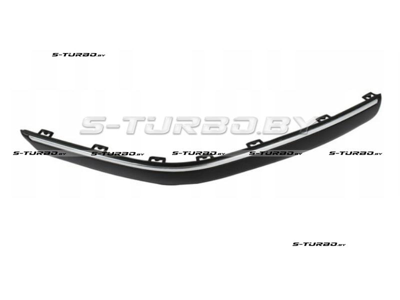Молдинг бампера (правый) + хром накладка