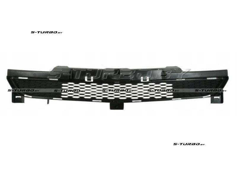 Решетка в бампер (центральная)