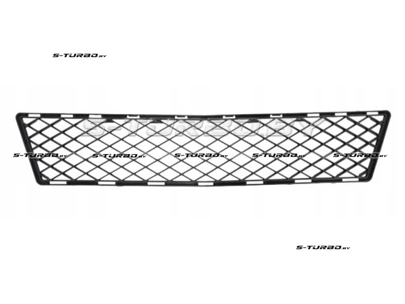 Решетка в бампер (центральная)