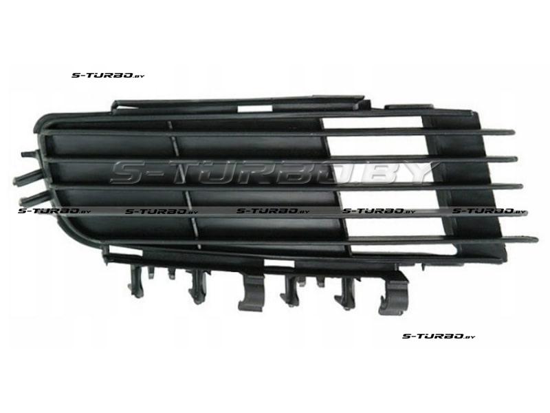 Решетка в бампер (правая) для версии без противотуманки