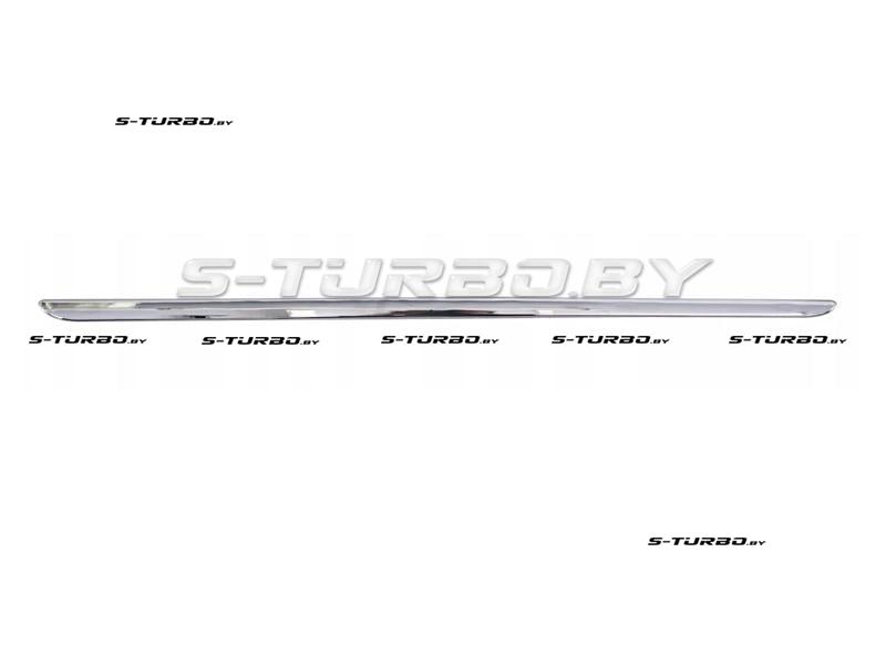 Молдинг заднего бампера (правый) хром