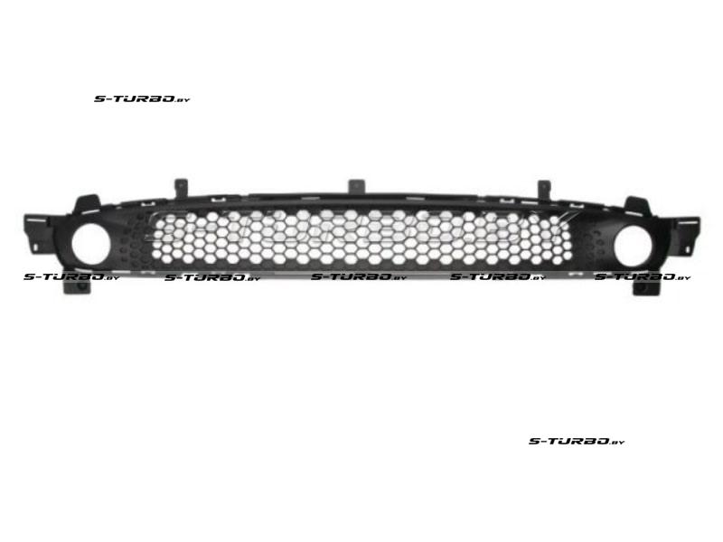 Решетка в бампер (центральная)