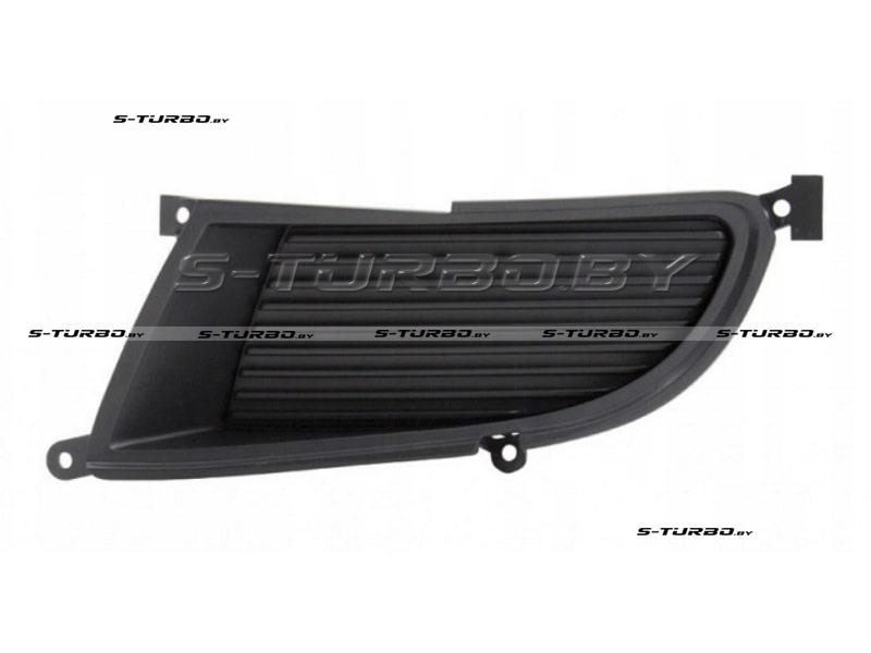 Решетка в бампер (левая) без отв. под противотуманку