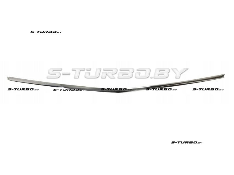 Молдинг переднего бампера (центральный) хром