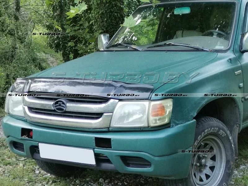 Дефлектор капота