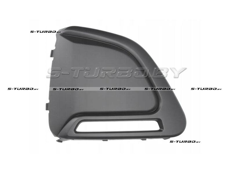 Решетка в бампер (правая) c отв. под фару дневного света, без отв. под накладку