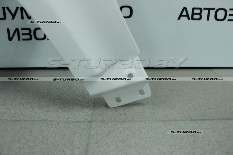 Крыло переднее (левое) 2003-2005, без отв. под повторитель, стеклопластик