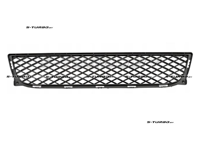 Решетка в бампер (центральная)