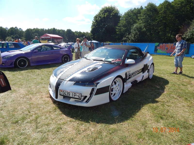 Рекламный Mitsubishi Eclipse ЭС-ТУРБО (фото 1)