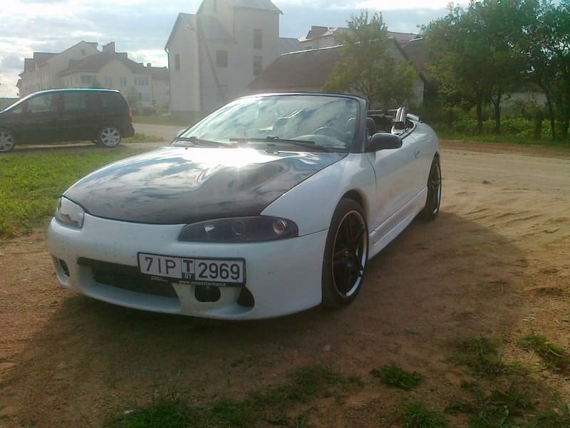 фото Mitsubishi Eclipse до тюнинга