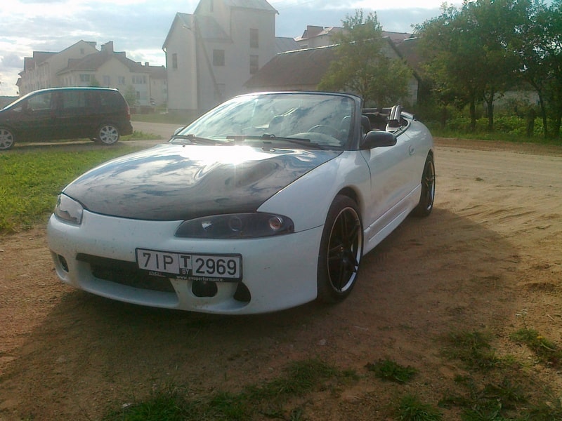 фото Mitsubishi Eclipse до тюнинга